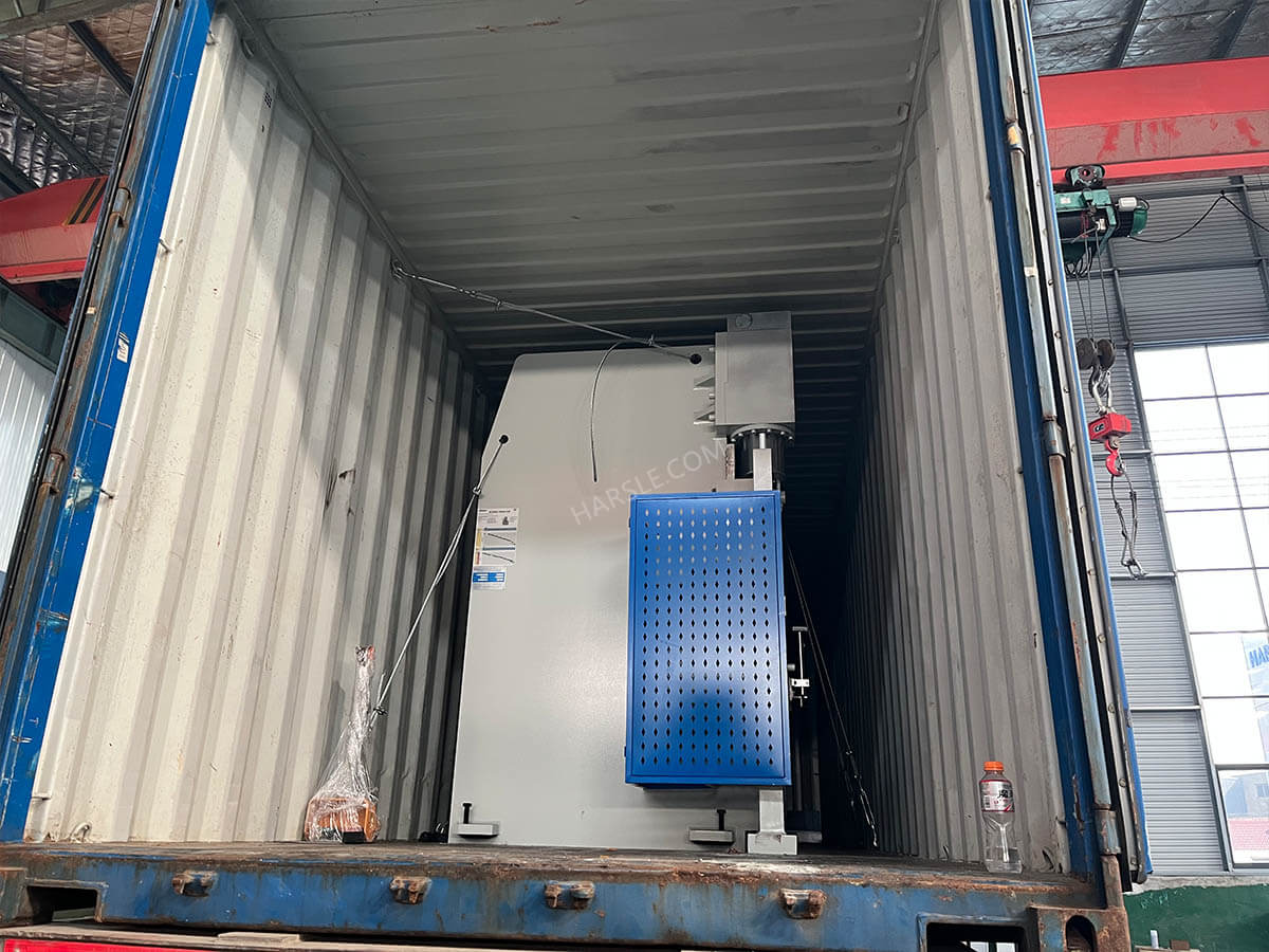 Argentina-WC67K-200T6000 Press Brake (1) Argentina-WC67K-200T6000 Presione Brake (1)