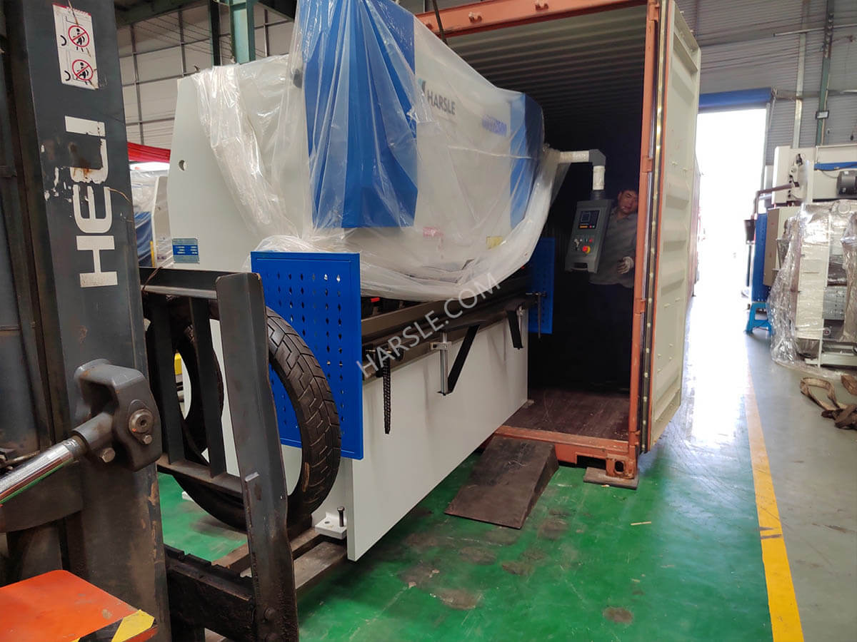 Philippines-WC67K-300T6000 Press Brake (1) Filipinas WC67K-300T6000 Presione Brake (1)