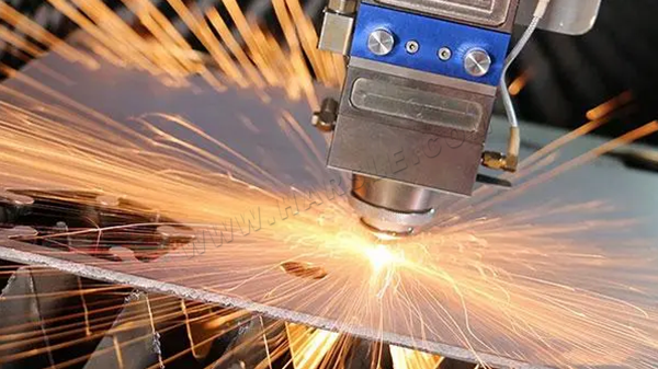 máquina de corte por láser