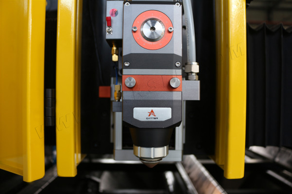 Máquina de corte por láser