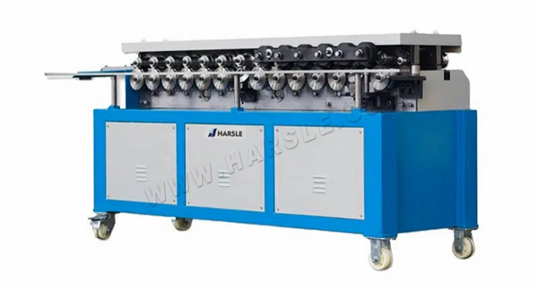 Máquina de formación de bridas