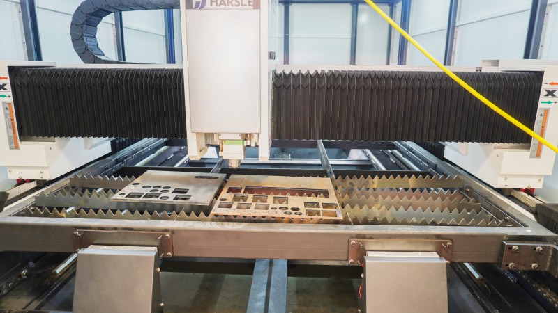 Máquina de corte por láser