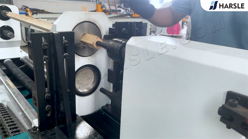 Tornio de madera CNC de doble huso