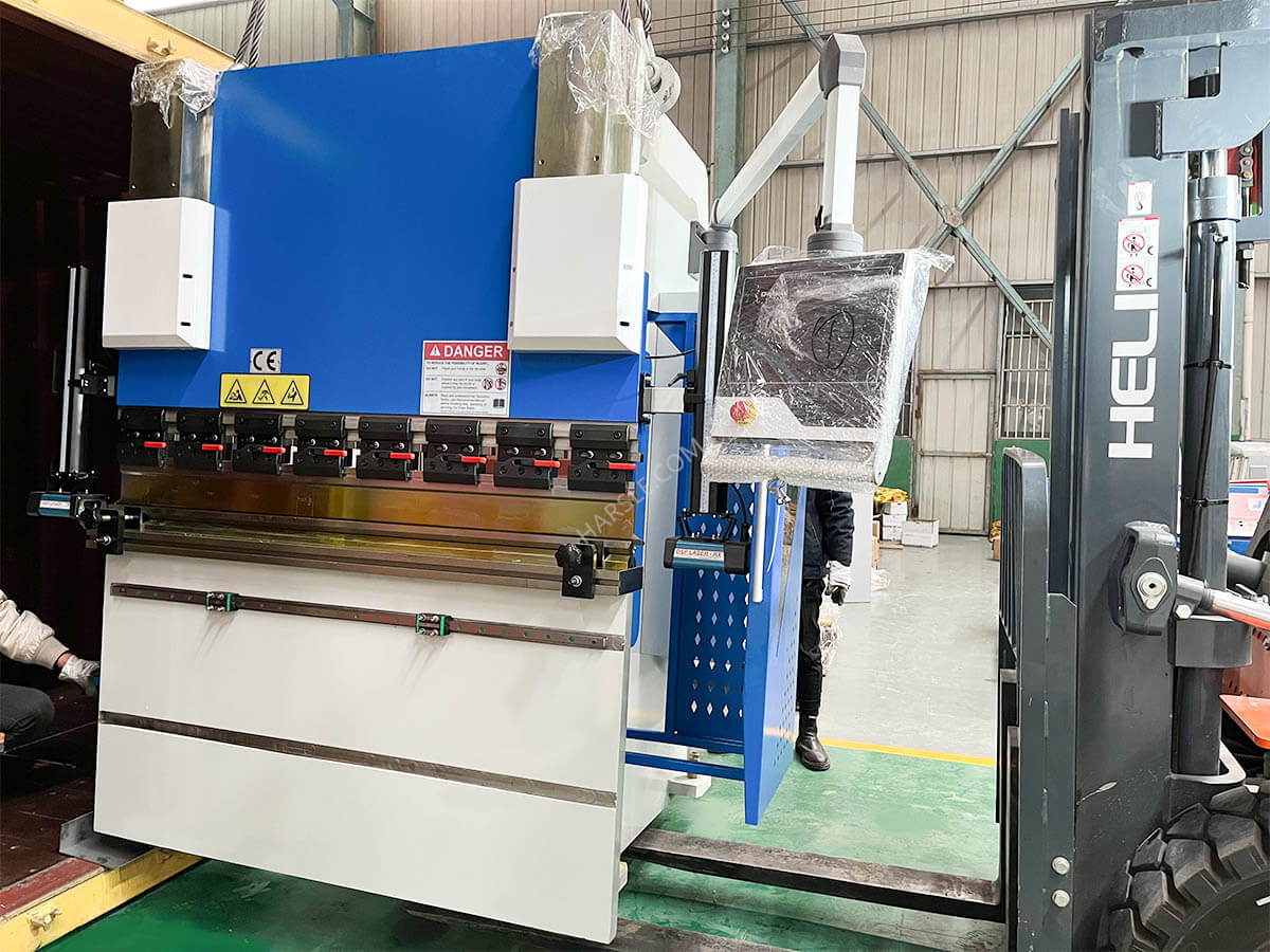 Poland-We67K-63T1600 CNC Presione el freno con DA53T (1)