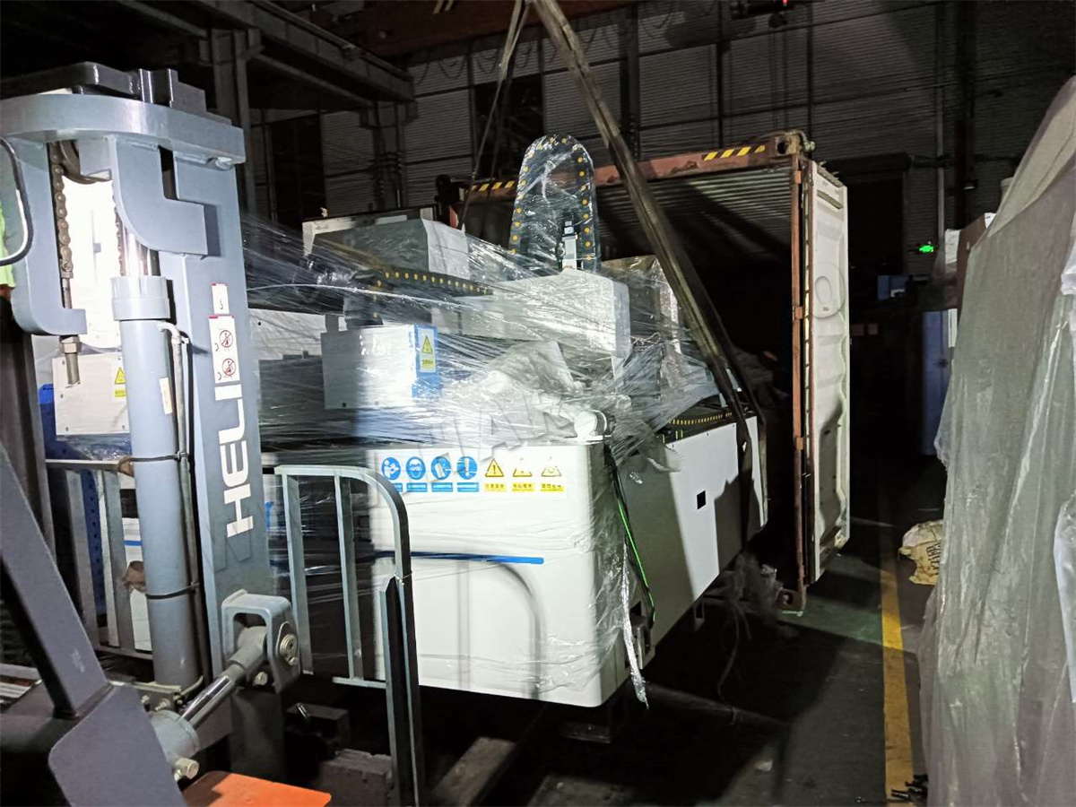 Máquina de corte por láser