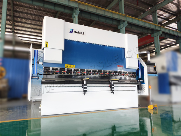 Dobladora CNC