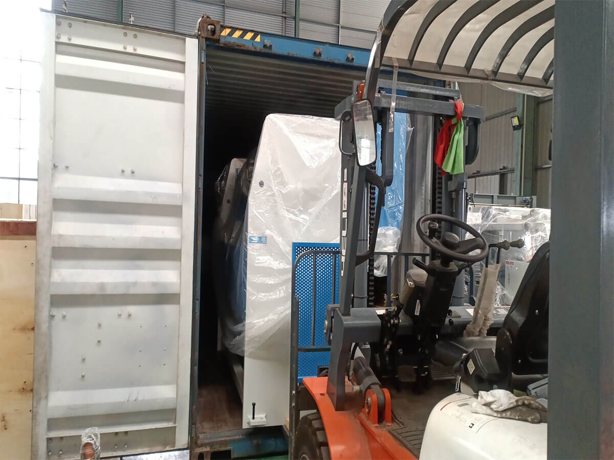 Brasil-We67k-200t3200 Brazo de prensa hidráulica CNC (4)