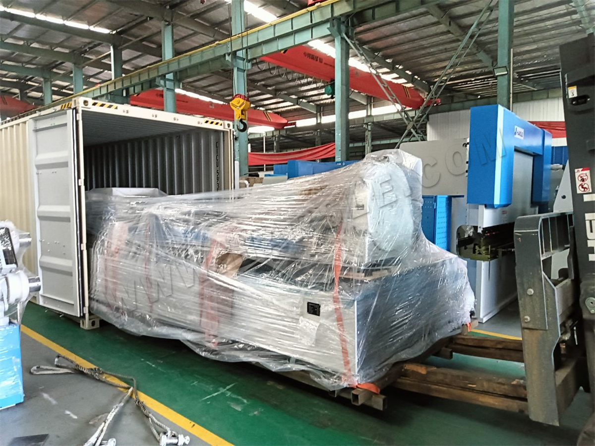 máquina de corte por láser