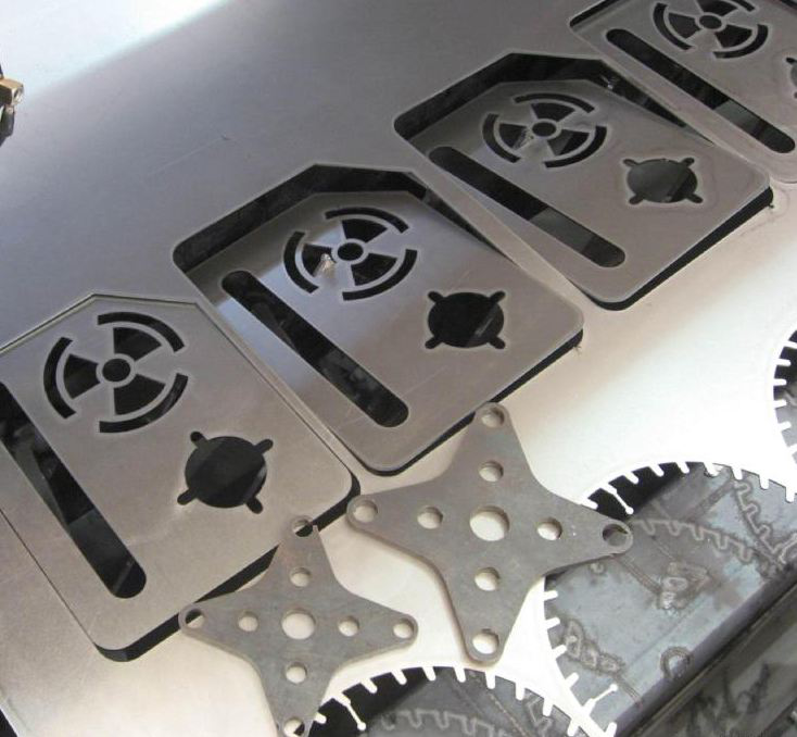 Introducción al corte con láser de fibra CNC (2)
