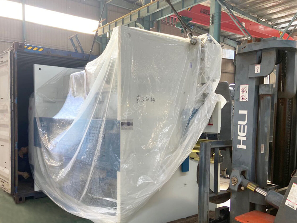 Cizalla de guillotina