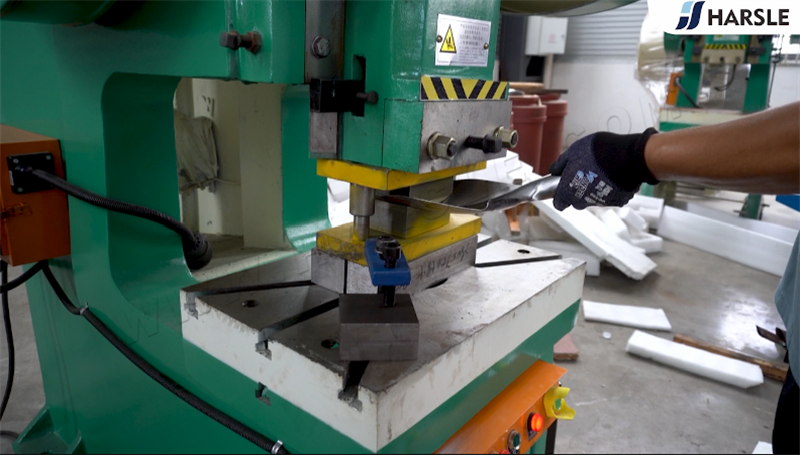 máquina perforadora de garganta profunda