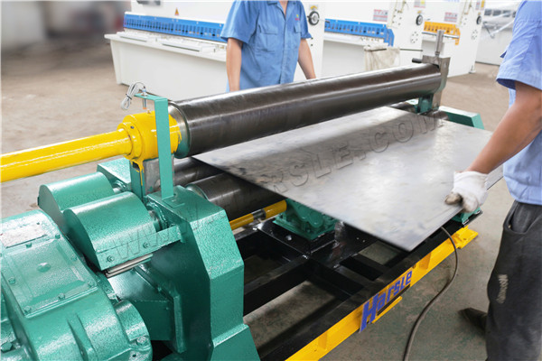 máquina laminadora eléctrica