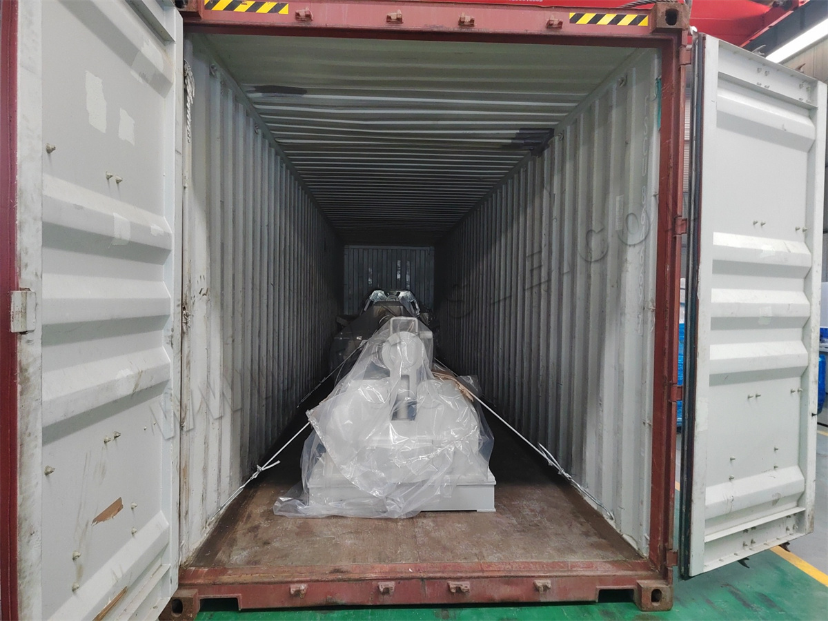 MÁQUINA DOBLADORA DE PLACAS EN ROLLO