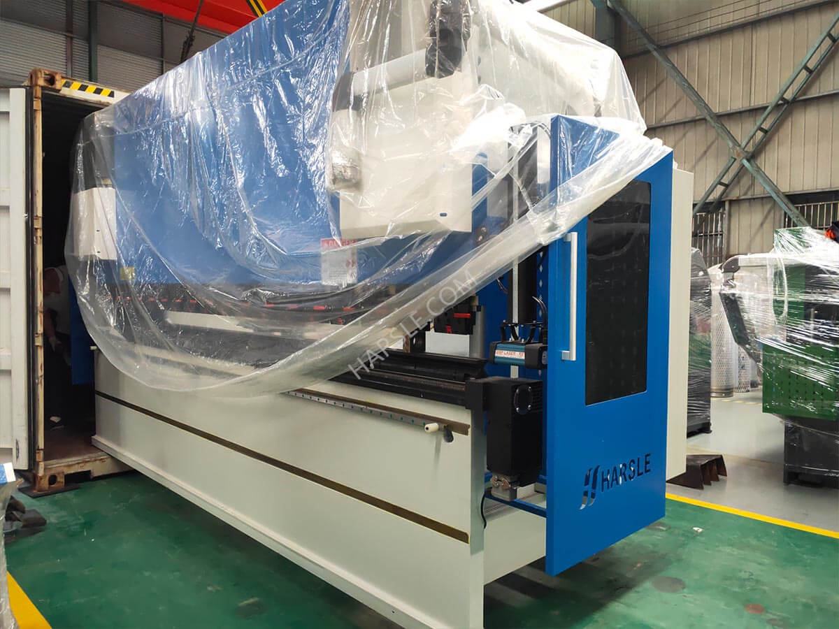 Argentina-We67k-200t4000 CNC Press Brake (3)