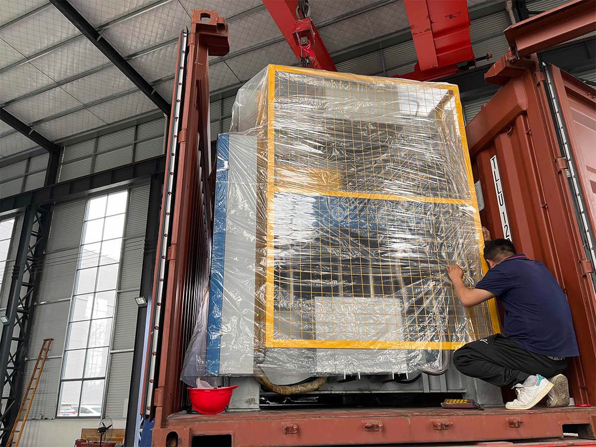 Bahrein-HS-1000W-4020-IPG Máquina de corte láser (4)
