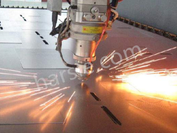 Cómo ajustar el foco de la máquina de corte por láser