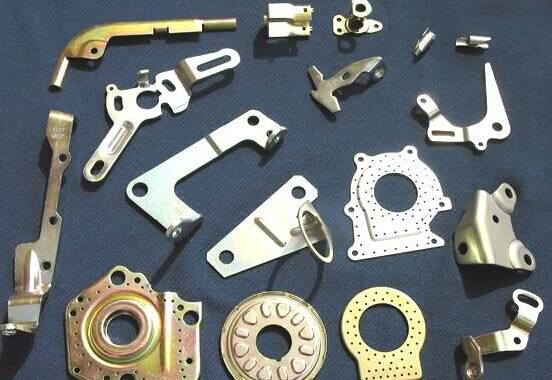 Tecnología de fabricación de piezas de hardware y característica de estampado
